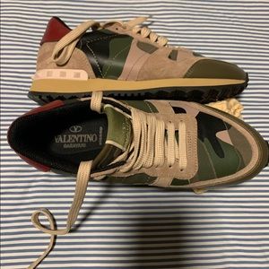 Valentino Rockrunner Sneakers Size 38